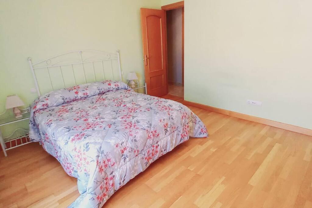 Apartamento Para 5 Personas Con Garaje A 10 Minutos De Valladolid Exterior foto